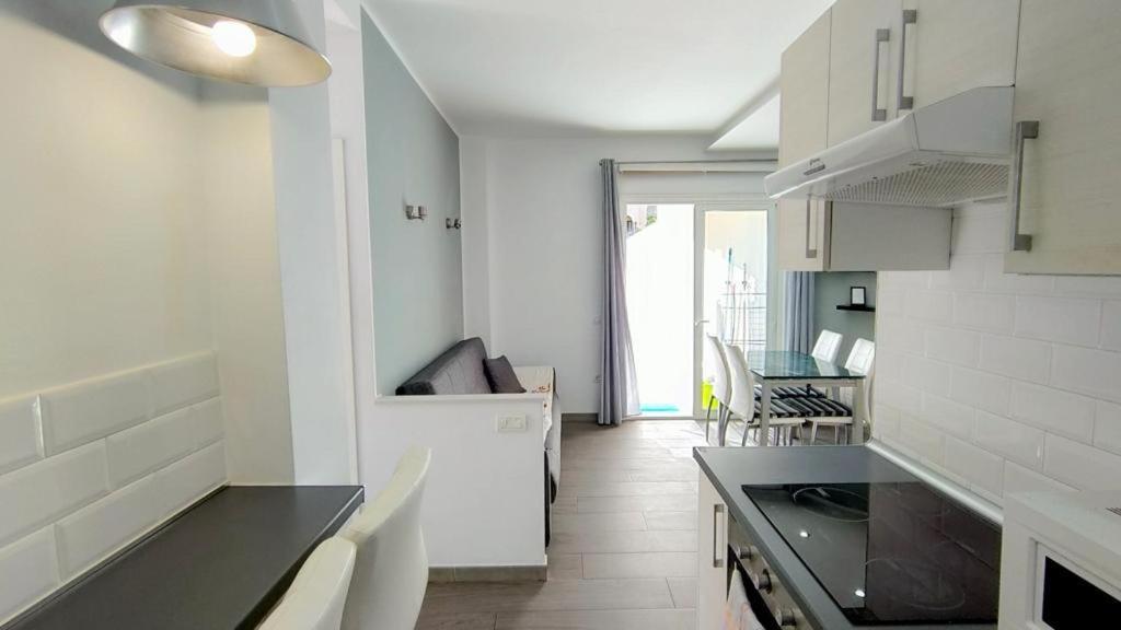 Mareverde, Bellissimo Appartamento A Due Passi Dal Mare 阿德耶 外观 照片